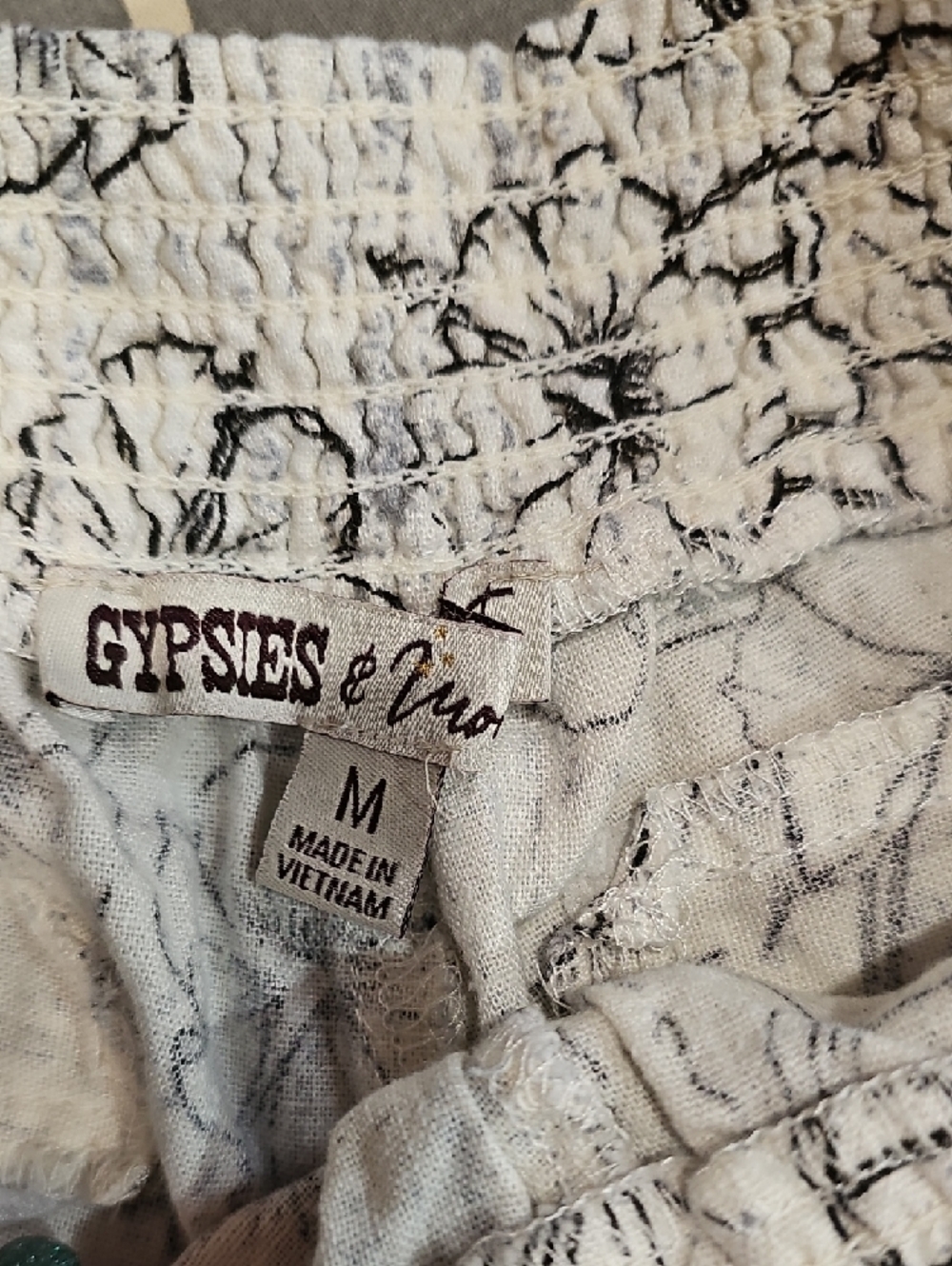 Gypsies & Moondust White Floral Drawstring Athletic Shorts - Picture 3 of 3